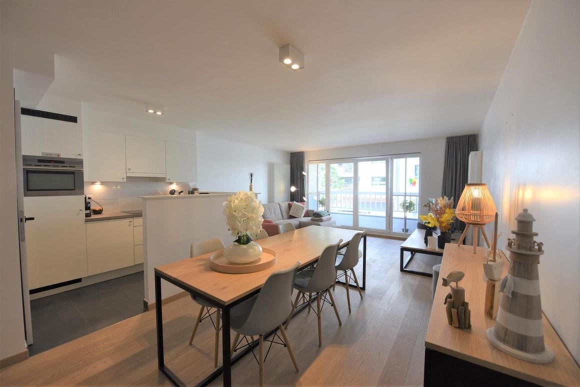 Appartement Spacieux A Knokke Kültér fotó